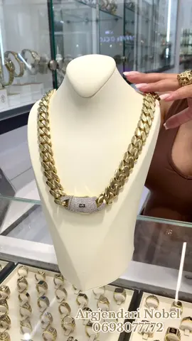 Ta gezosh🥰#argjendarinobel #14caratgold #buy #order #necklace #monacochain #booslady #tirana #albania #viral #fyp #tiktok 