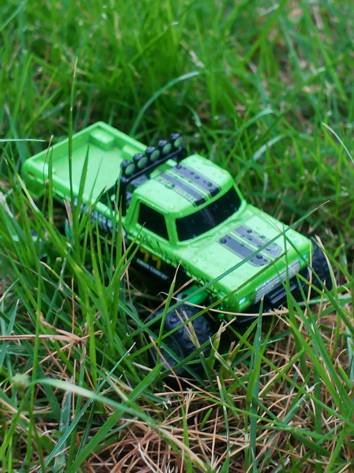 Bukan sekadar mobil remote — ini monster mini dengan performa maksimal#RC #Minirc #MobilOffroad #bigfoot #techtoys #RemoteControlCar#RCIndonesia #pokotoys
