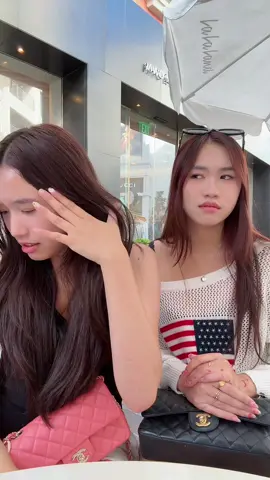 lý do tại sao 4 tháng rồi mới gặp nó lại :)
