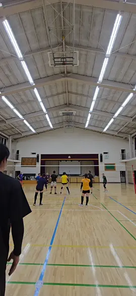 🏐こういうプレーが流れを呼ぶ🏐This kind of play sets the tone🏐#バレーボール #好プレー #おすすめにのりたい #フォローお願いします 