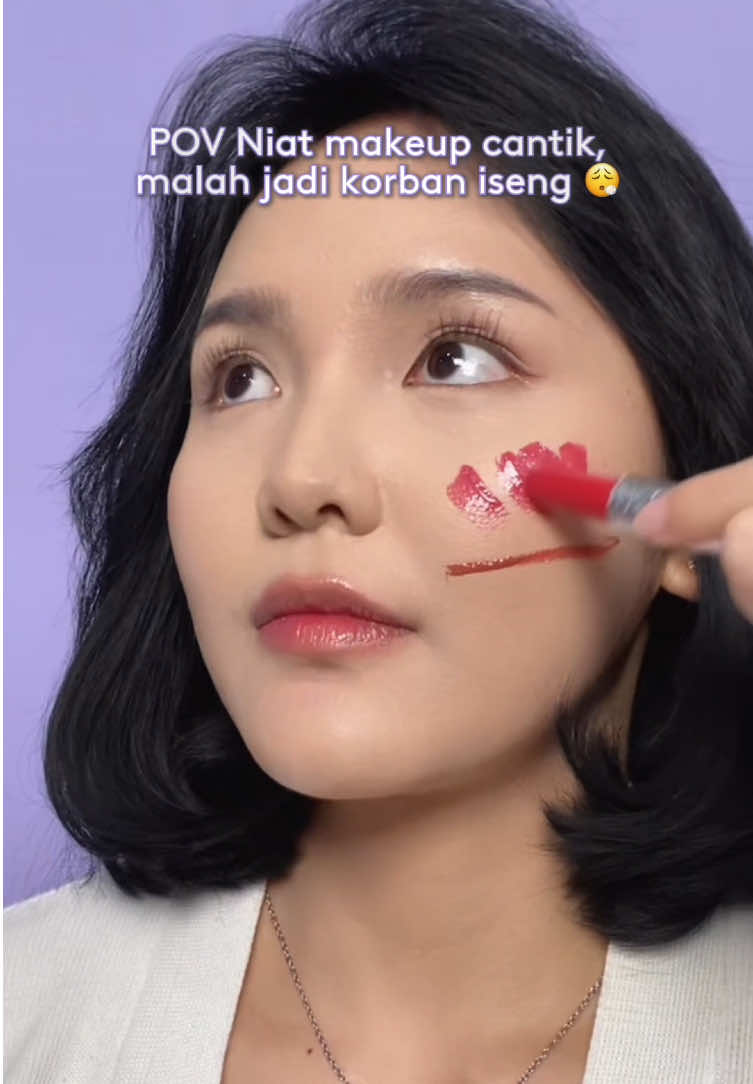 Tag temen kamu yang iseng 🥲 #somethinc #somethincmakeup #makeup #ceraplump #blush #justagirl #girlsproblem 