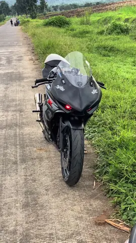 #suzuki #gsxr #gsxr150 #komorodstyle 