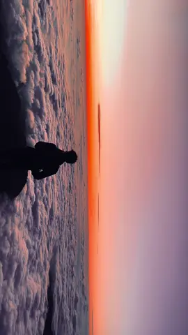 #sunsetvibes #bulubaria2730mdpl #gunung 