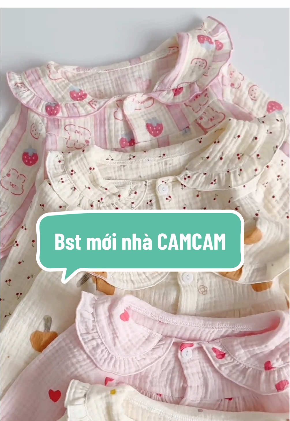 Xinh xỉu các Mom ơiiii mưa gió này 1 bộ xô muslin mặc cho con là quá hợp lý ạ. Mới về full màu xinh các Mom lên đơn nha