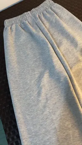 baggy sweatpants szn🔥 #sweatpants #baggysweatpants #sweatpantsformen #baggy #greysweatpants #loosepants #pants #pantsrecommendation #fyp 