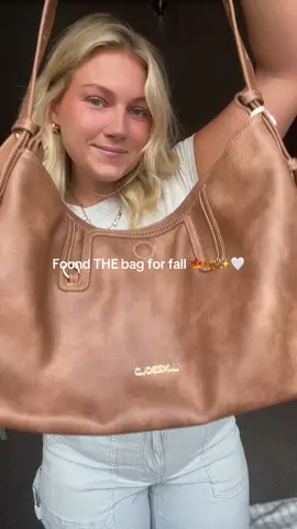 Doesn’t this bag scream fall!! 🍂🍁🤍Can’t believe I found this on Amazon! Link in my bio  Use code 5R5B53DF for 25% off 🤍 #LuxeBold #totebag #hobobag #womensfashion #fallfashion 
