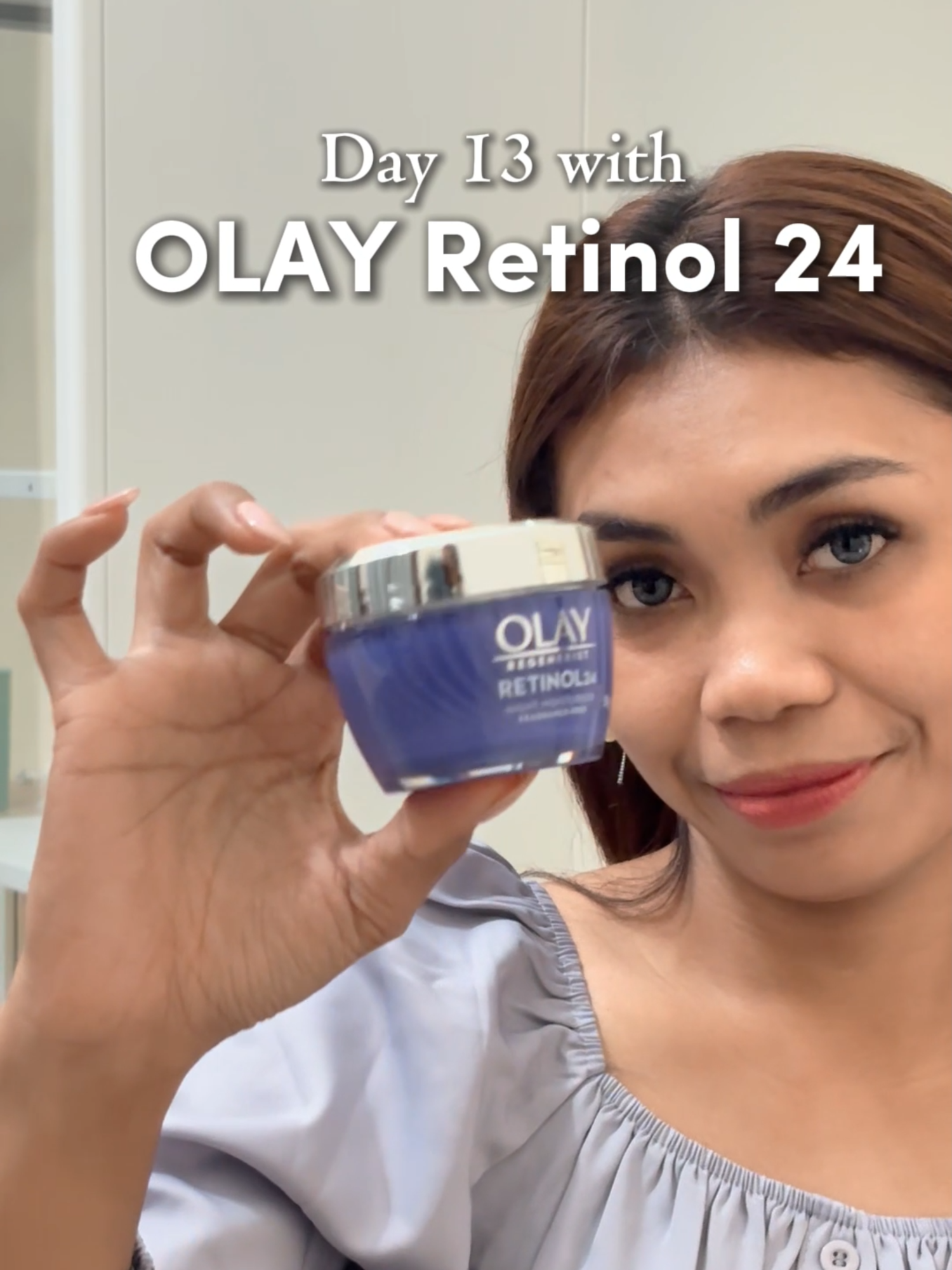 Sudah masuk kedalam hari ke-13 challenge #28DaysRetinolChallenge dengan kandugan Retinoid Complex dan Retinol pastinya bantu atasi masalah kulitmu mulai dari kerutan hingga flek hitam!#OLAY #OLAYIndonesia #OLAYRegenerist #OLAYRetinolMax #OLAYRetinol #retiNOW #olayindonesia #OLAYTotalEffects7in1