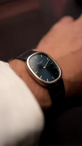 The Golden Ratio. In motion. 💙  This 1980s Patek Philippe Ellipse Jumbo ref. 3738 in 18k white gold hits every note: a flawless MK3 blue sunburst dial, ultra-slim Cal. 240, and the perfect elliptical case - sized just right at 31x35.5mm. Quiet luxury at its most precise. Original strap, original buckle, and a condition that feels like it time-traveled here untouched. #patekphilippe #ellipse #vintagewatch #goldenratio #1980s   