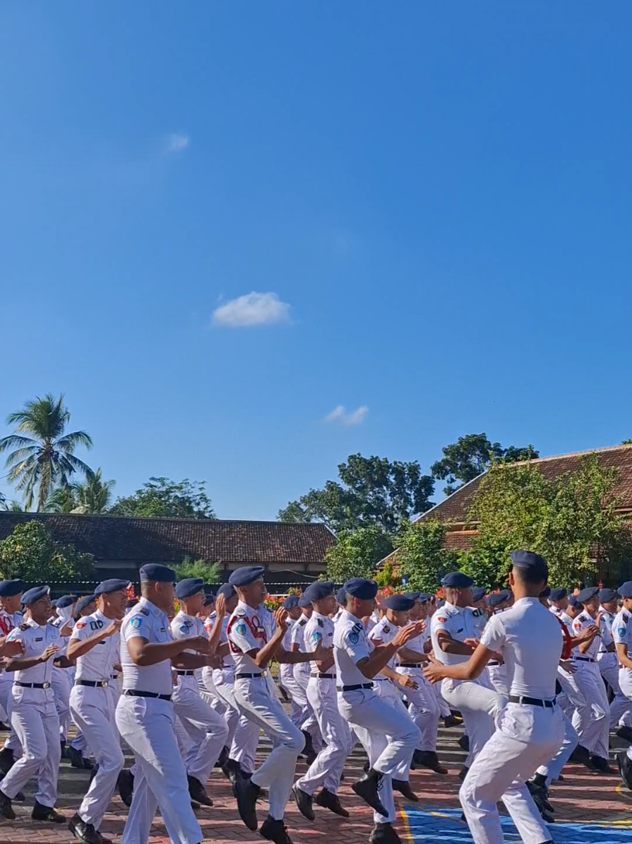 Yel yel A14 #smkpelayaranniaga  #fyp #semakapura #smkn1pelayarankalipuro #smkn1kalipuro #smkpelayaran 