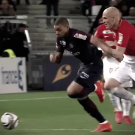 ความเร็วเป็นต่อรูปหล่อเป็นรอง🇫🇷💨 |#mbappe #football #fypツ 