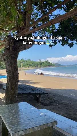 Bukankah lebih baik diam,daripada selalu percaya dengan manusia... Tak perlu mengungkapkan apapun,itu hanya akan membuatmu terlihat seperti manusia yang berisik✨ #vitsea🌊 #beach #kontenrandom 