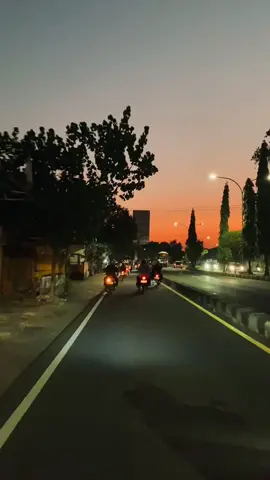 demi senja jogja akhir