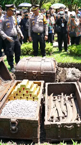 Wow, penemuan harta karun kerajaan #fypシ゚viral #viralvideo #ai #hrtakarun 
