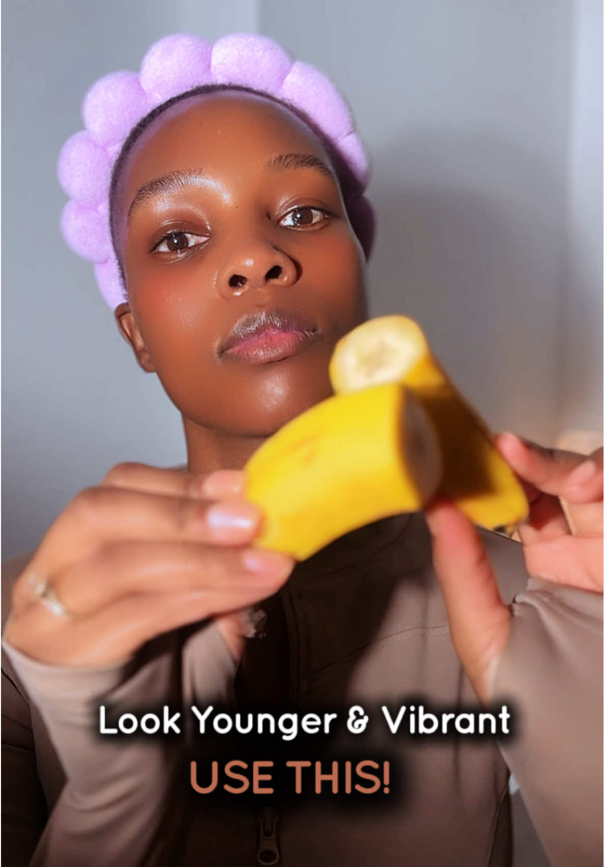 Look younger and vibrant even in your 40s. Use this! #fyp #foryou #skincare #naturalbeauty #trends #goviral #howtotiktok #momtok #antiaging 