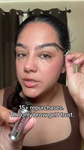 I’ve repurchased this brow gel over 15 times—and for good reason. It holds my brows all day without feeling crunchy or flaky. If you’ve been looking for a brow setter that actually does what it says… this is the one. @Benefit Cosmetics #browgel #holygrailproducts #benefitbrows #browsonpoint 