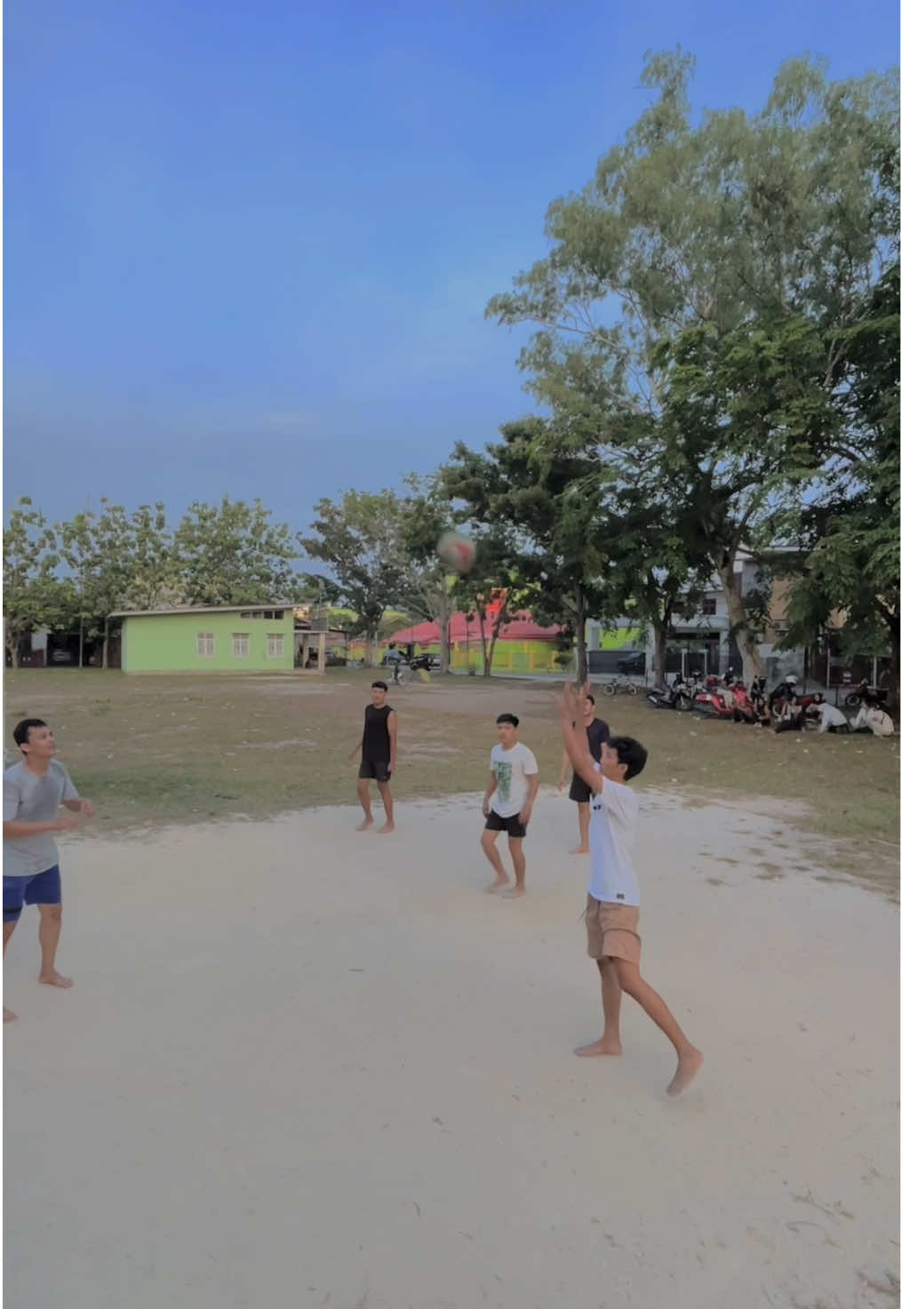 Keseruan FUN VOLLY bareng HIMADIKUM