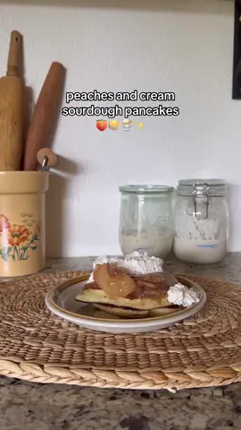 One of our favorite summer pancakes. What is your favorite✨#peachesandcream#sourdough#sourdoughpancakes#breakfast #monday #mondaymood 