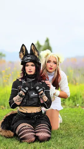 I love this movie 😭 @Halcybella #puppygirl #doggirls #kemonomimi #kemonomimigirl #gsd #goldenretriever #dogears #cosplay #germanshepherd 