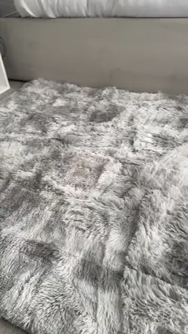 Tapete 2,00 X 2,50 Peludo Felpudo 4 Cm Para Sala e Quarto ##shopee##tapeteshopee##tapete##tapetefelpudoshopee##tapetefelpudo##acheinashopee##achadosshopee