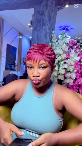 Are you looking for a professional place where they deliver the very best of skull caps/pixel cuts? Look no further! Because we @Ray’s touch beauty home gat you covered at anytime with your preferred colors.  —————————- Send us a dm here or via our WhatsApp :+2349061816553 to book for your appointment. ————————— Walkin shop location: Countryhome road, opposite prime mart by morzi, beside dvd filling station, by the mechanic workshop, we are upstairs, Benin city, Edo state Nigeria . ——— please note: when it comes to skull caps we deliver it worldwide. that simply means you can choose your preferred style while we process it and send to you 💯🤭 #unisexsalon #hair_baddo #raystouch_beautyhome #fyppppppppppppppppppppppp #blowthisupforme #hairstylistsoftiktok #trendingsound #skullcap #shortwig #burgundyhair 