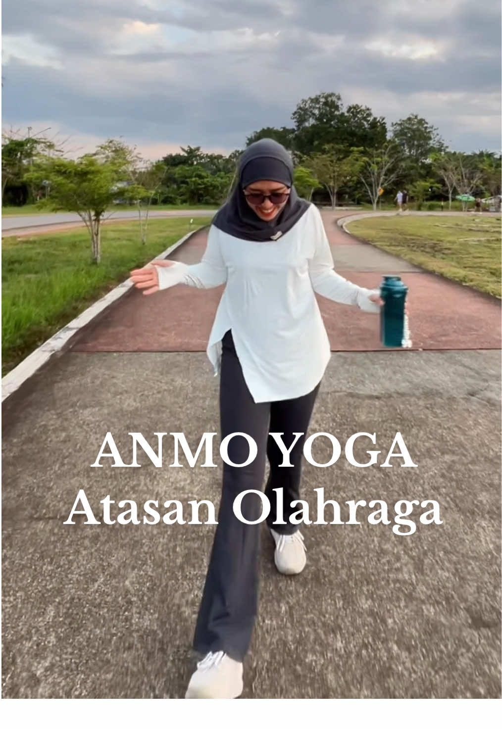 utamakan style baru 👁️👅👁️ #outfitolahraga #Anmoyoga 