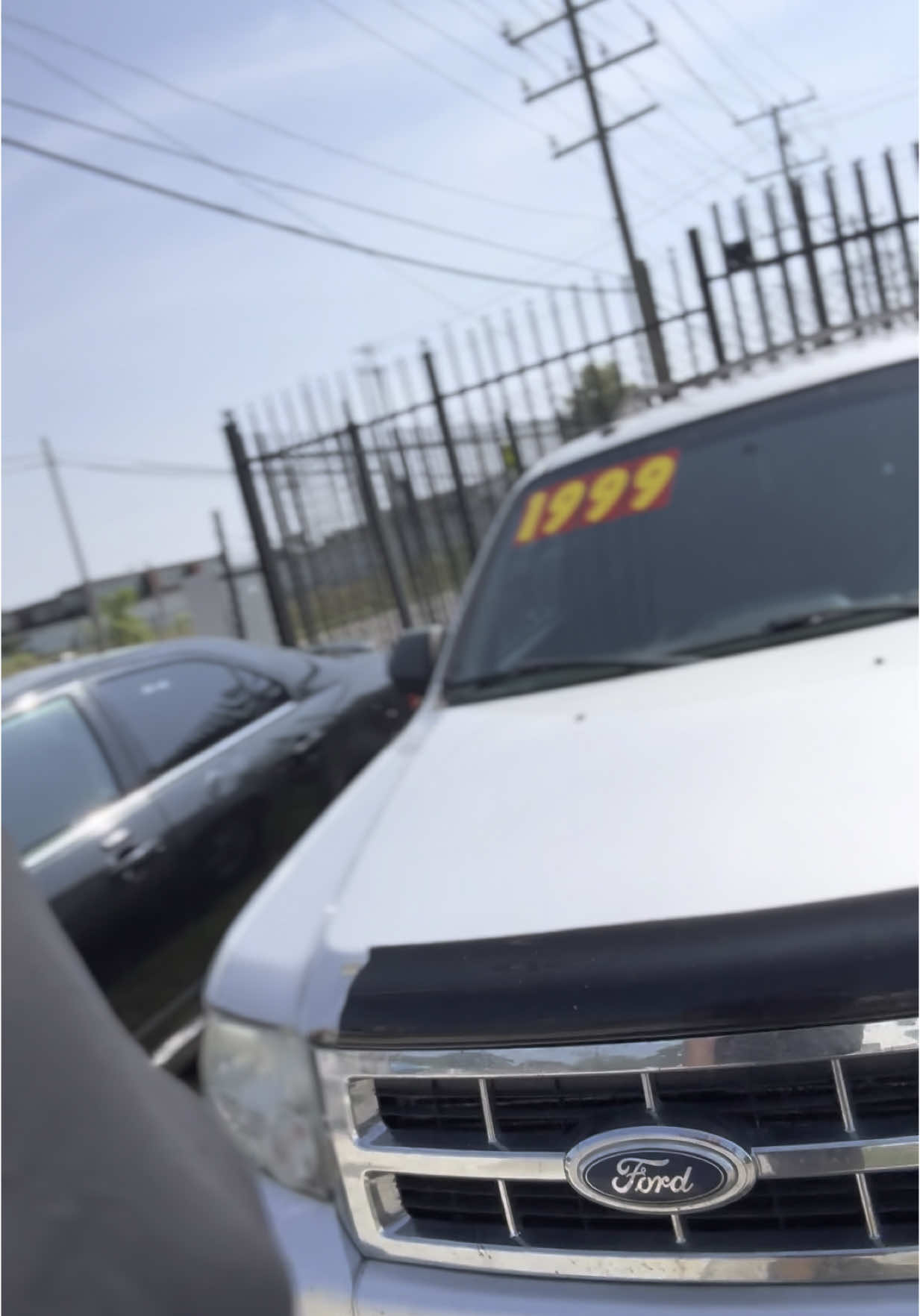 I know Somebody gon see this Early & Come get the car they need prices Dropped on everything 🛤️🛤️🛤️🛣️🛣️🛣️✅✅💣💣💯💯♋️♋️🔥🔥💜💜 COME GET BACK ON TRACK 