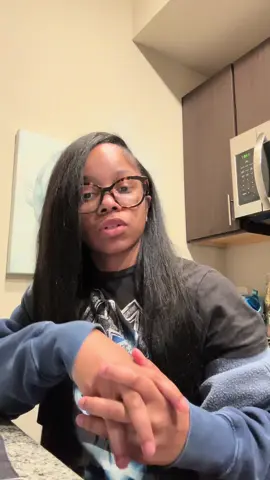 What I made this week as server 💁🏽‍♀️ #CapCut #servertok #serverlife #longhorn 