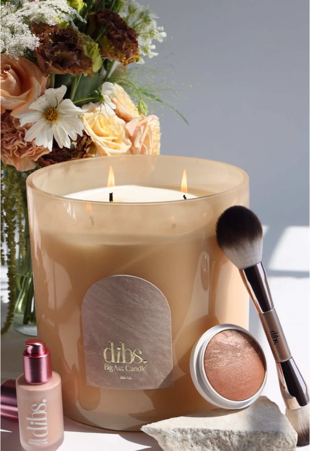Light up your space with vanilla dreams 🍦🕯️. The Limited Edition DIBS Big Ass Candle gives your space an instant glow-up with up to 500 hours of burn time. Crafted with natural coconut-soy wax, phthalate- and paraben-free fragrance oils, and 100% organic cotton wicks for a clean, cozy burn 🤎.