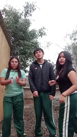 JAJAJA MUEVELOOO #morenita #hasmeviraltiktok #apoyo? #enparatitiktok #siguepersiguieendo #comentariossss #like #peruana🇵🇪 