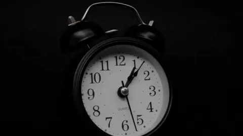 Congresso de Jovens: DESPERTAR! Despertar para um novo começo! Esteja com a gente: 25 e 26 de Julho às 20h Av Itaberaba, 4.330, Jd Almanara.  . . #CongressoDespertar #LivreEmCristo #PartiuDespertar #congressodejovens #cultodejovens 