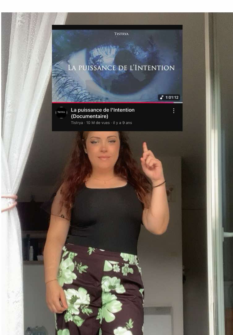 @★🌞❤️Estre𝓁α★💫❤️🌞 👈Le documentaire  interroge : som­mes-nous la cause inconsciente de ce qui nous arrive ? Qu’est‑ce que le hasard ?  #spiritualité #conscience #documentaire #tistrya 