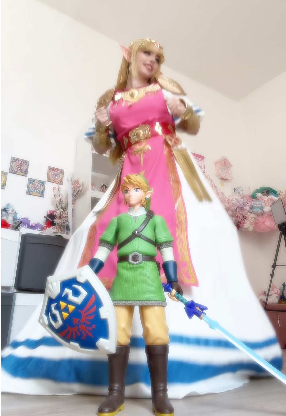 Son obligatoire #zelda #zeldacosplay #thelegendofzeldacosplay #linktothepastcosplay @miccostumes 