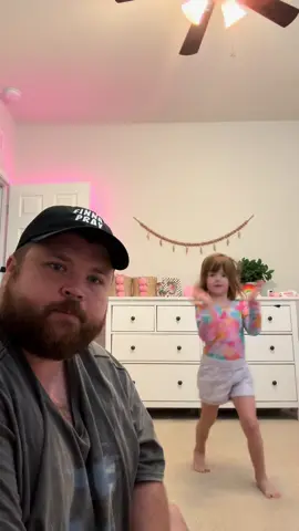 Can’t believe I put on the shorts that don’t match 😂