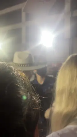 PLEASE HE’S SO PURE I LOVE HIM   Also can’t believe I mentioned a vine sound to him I really was just talking outta my ass but he loved it I just know he did 😭😭  #ateez #ateezinnashville #ateezinyourfantasyworldtour2025 #ateezsendoff #hongjoong 