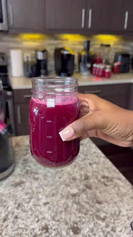 🫜 Beet It Up Juice ❤️ #fy #fyp #juice #JuicingWithErika #health #healthy 