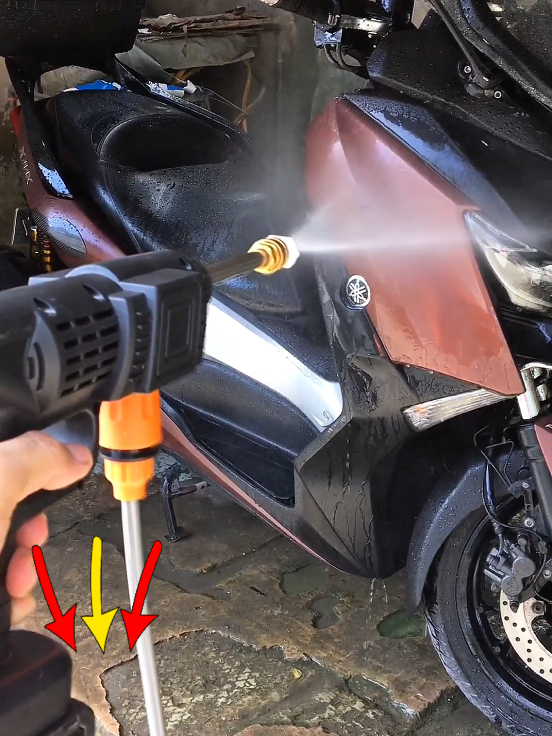Lavadora de alta pressão recarregável #lavadora #carro #moto  #lavarcarro #faxina