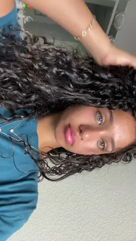 I had to bless u guys it’s been a while😭🎀#fyp #fy #07 #prettygirls #curlyhair #htx #mixedgirl #iraqigirl #greeneyes #macdemarco 