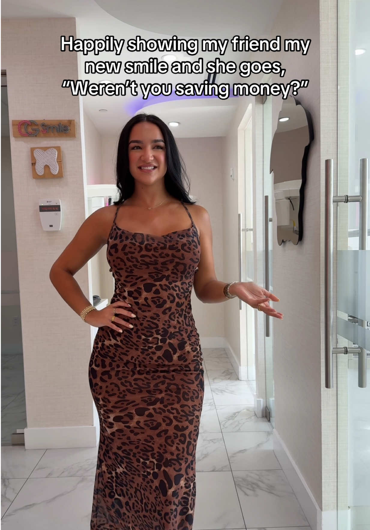 Stop 🙄 #cgsmile #smiledesign #porcelainveneers #veneers 