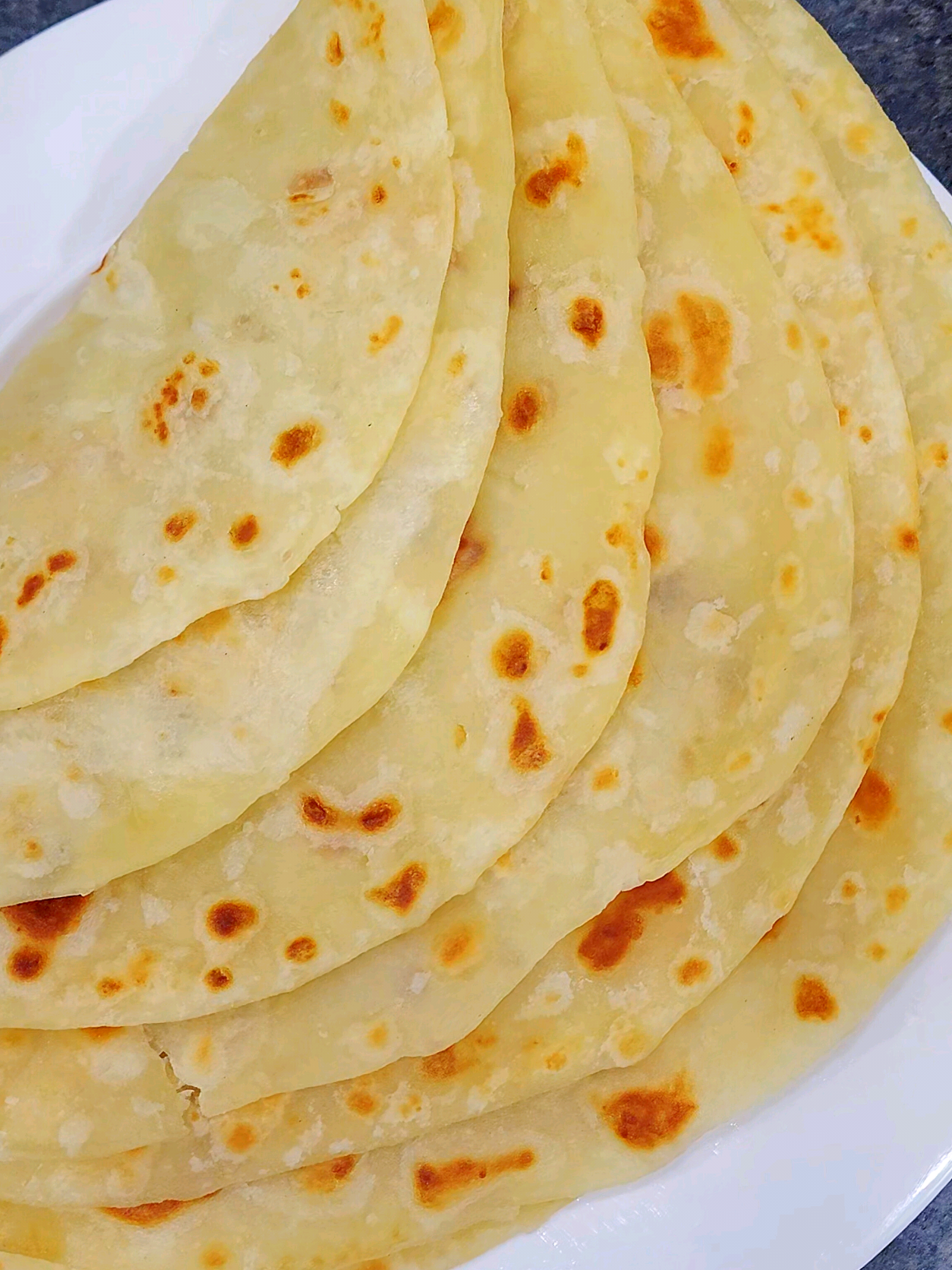 soft thiny rumali paratha recipe 👌 #paratha #rumaliparatha #FoodLover #cooking #recipes #breakfast 
