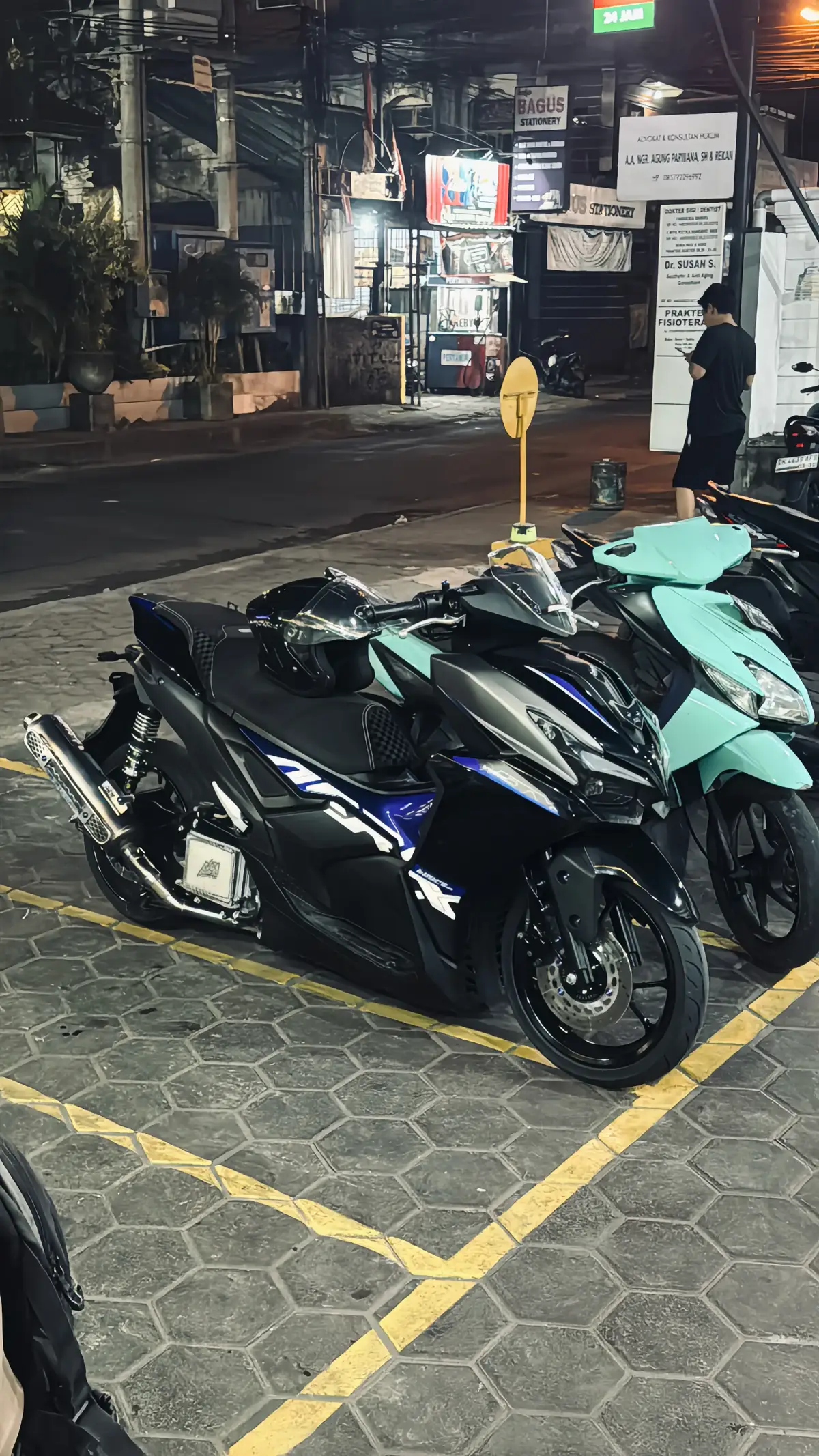 pelan-pelan tapi pasti🥰 #ogahjinjitstyle #aeroxalpha #fypシ #aerox155 #aeroxdownsize #aerox 