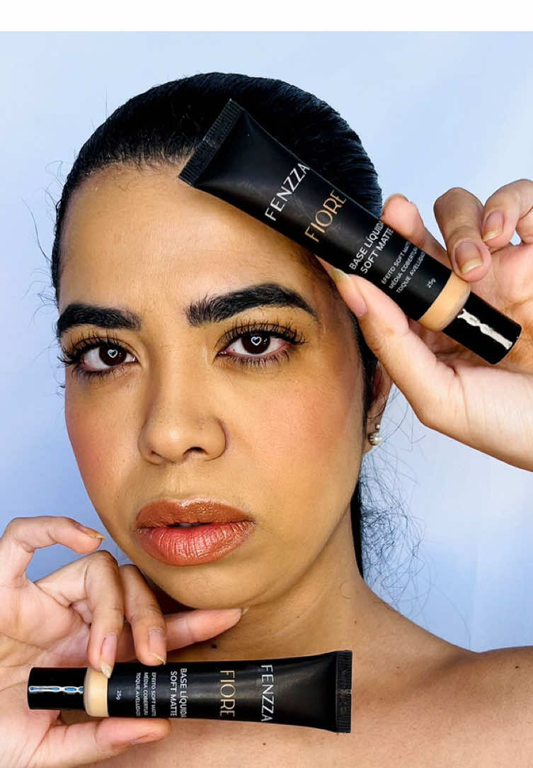 @Barbara Rocha testou a Base Fiore da Fenzza e comprovou: cobertura impecável com leveza e naturalidade. ✨ Ideal para todos os tipos de pele, essa base proporciona acabamento uniforme e conforto durante o uso. 💖 #base #fenzza #makeup 