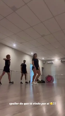 vocês conhecem essa 👀 #taynaracabral #bregafunk 