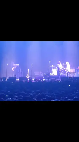 SECRET DOOR - ZENITH DE PARIS 2009 🎥 @MrSecretDoor #alexturner #matthelders #jamiecook #nickomalley #arcticmonkeys #secretdoor #humbug 