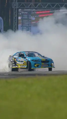 Throwing it back to Latvia last year with a throwback song 💨 Who's ready to party in Riga again?! 🙋‍♂️ For all the event info and last minute tickets, head over to dm.gp/latvia right now before it's too late 👇 #DriftMasters #DriftMasters2025 #Drifting #Budmat #RedBull #ValinoTiresEurope #ValinoTiresInternational #4F #BudmatSteel