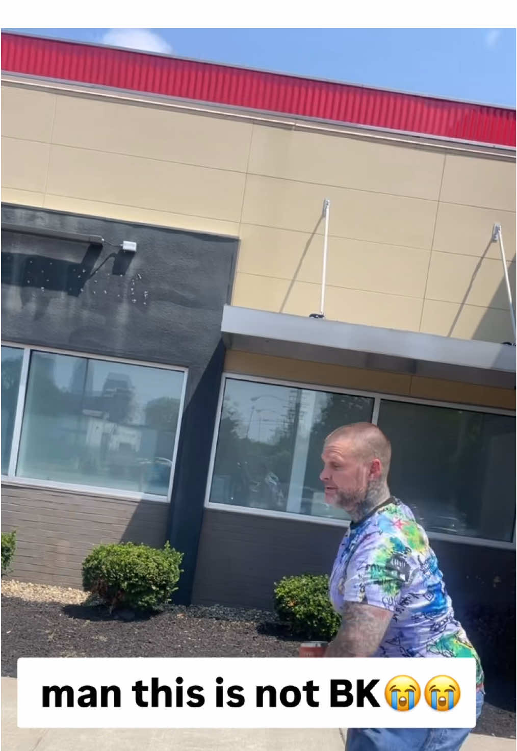 I just wanted a burger 😭😂😂#fyp #burgerking #funnyvideos 