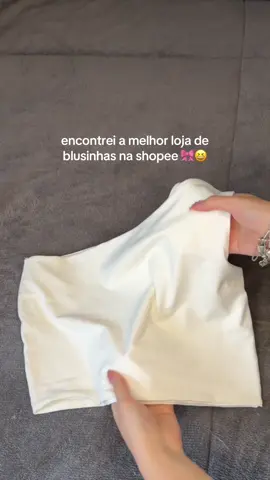 essa loja vende as melhores roupas femininas 🌸🎀#cropped #modafeminina #fy #look #fyp #mulheres #meninas #girls #grwm