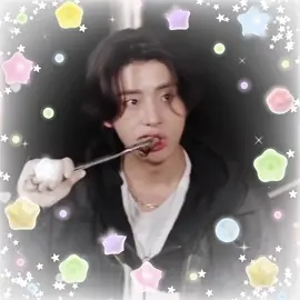 it’s jake and his snacks/food against the world ૮₍ ˃ ⤙ ˂ ₎ა #jake #enhypen #simjaeyun #enha #enhypenedit #kpop #fyp  