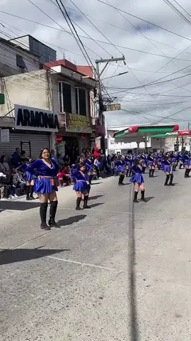 @clauuu_7  Águilas Latín Band #bailarina #bandas #tiktoklive #livehighlights 