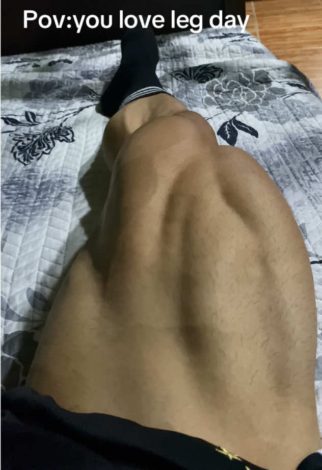 Leg day>.                                 #legs #legsworkout #quads #legday #workouts 
