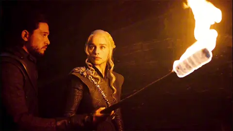 I MISS #gameofthrones #emiliaclarke #jonsnow 